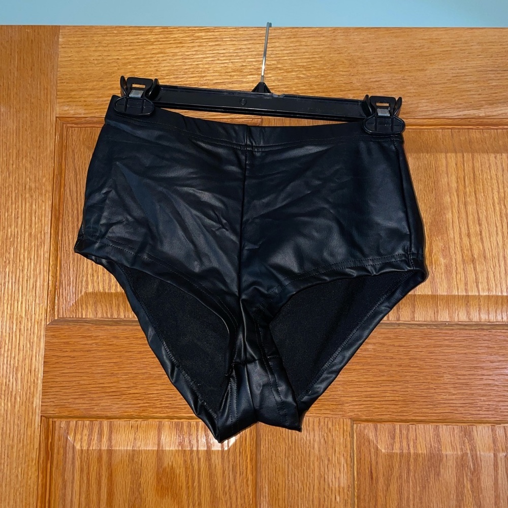 Rave bottoms